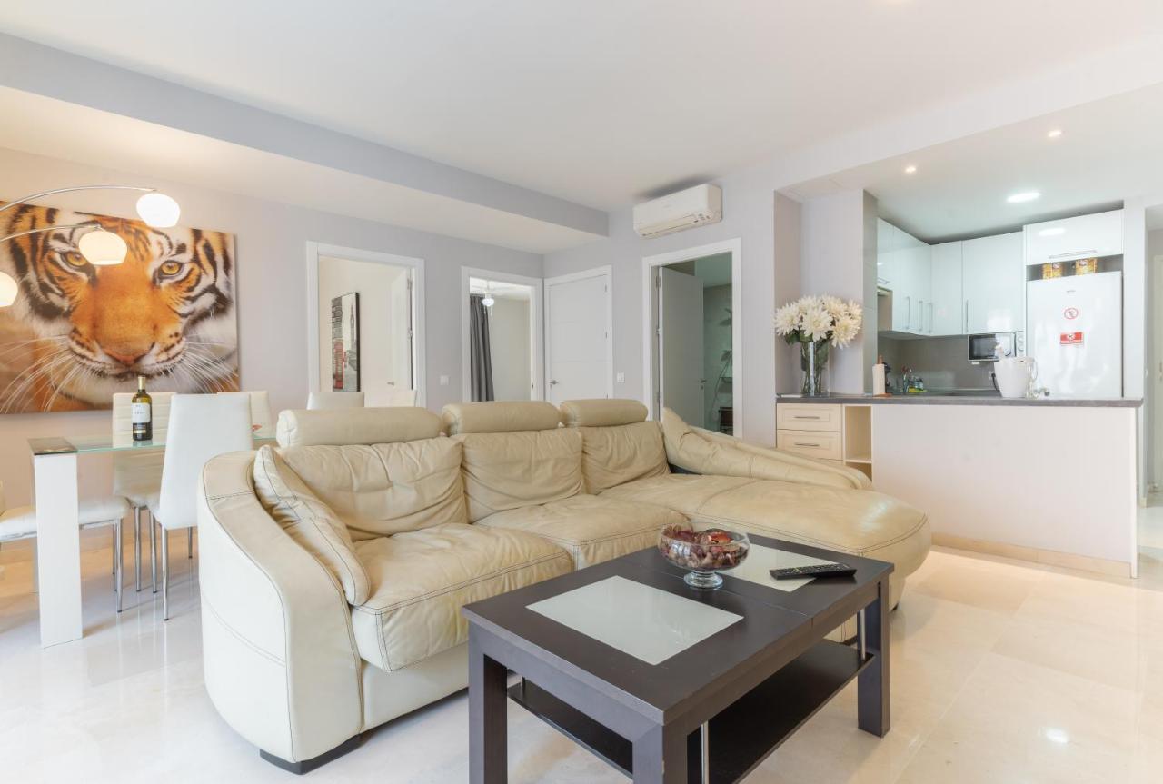 Apartamentos Castillo Fuengirola Kültér fotó